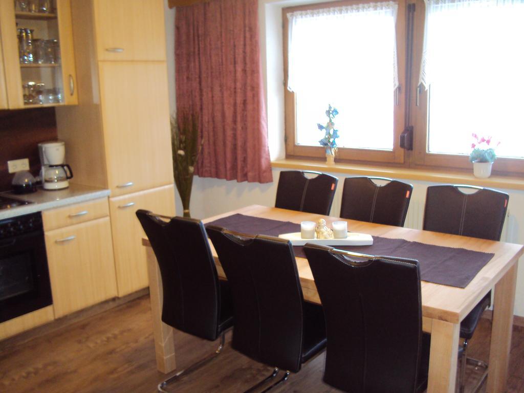 Haus Eben Apartment Hippach Cameră foto